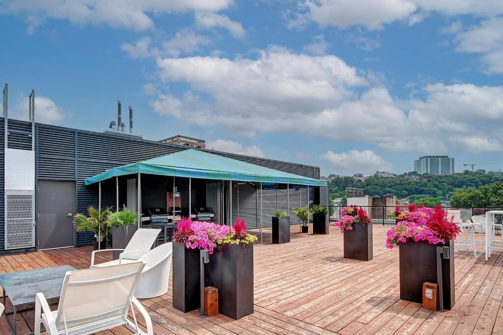 Penthouse With Free Indoor Parking Downtown Apartment Quebec City Luaran gambar