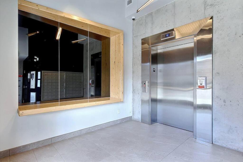 Penthouse With Free Indoor Parking Downtown Apartment Quebec City Luaran gambar